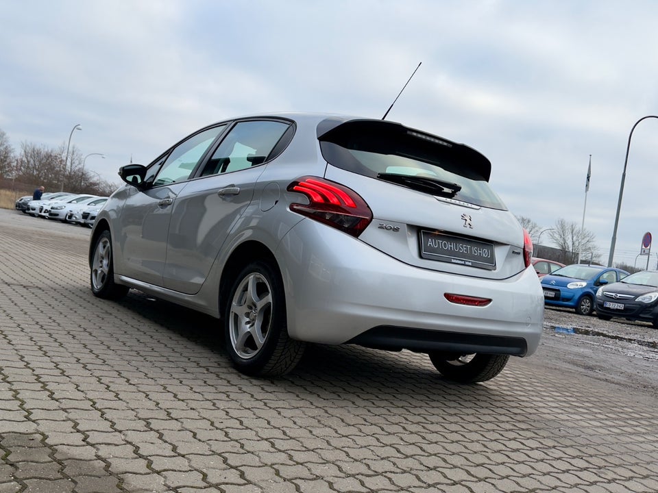 Peugeot 208 1,6 BlueHDi 100 Active 5d