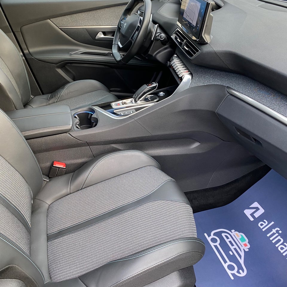 Peugeot 3008 1,5 BlueHDi 130 Allure Pack EAT8 5d