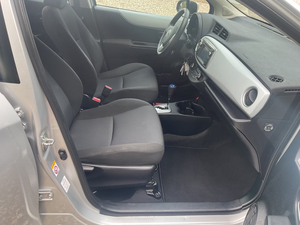 Toyota Yaris 1,5 Hybrid H2 Touch CVT 5d