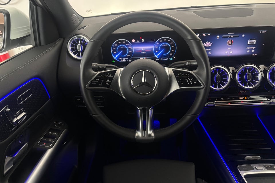 Mercedes EQA300 Progressive 4Matic 5d