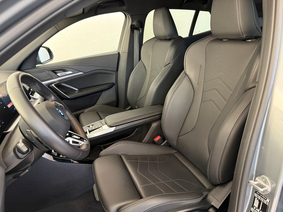 BMW iX2 xDrive30 M-Sport 5d