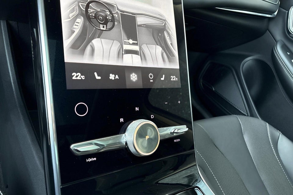 MG Marvel R Performance 5d