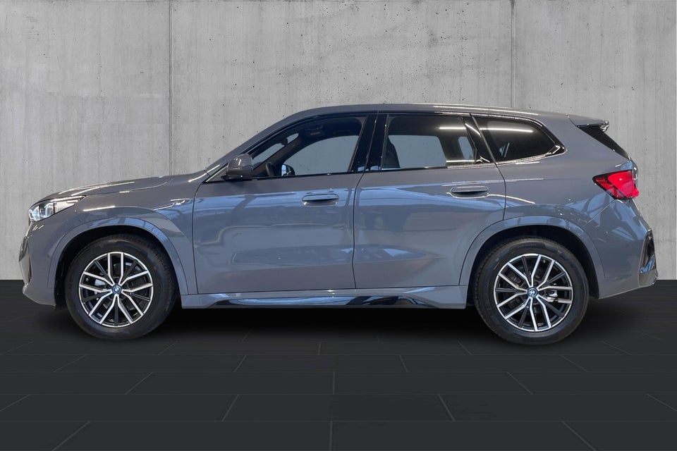 BMW iX1 eDrive20 M-Sport 5d