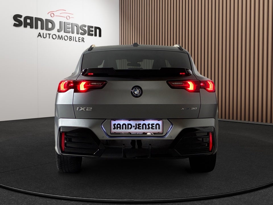 BMW iX2 xDrive30 Supercharged 5d