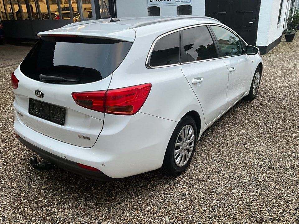 Kia Ceed 1,4 CVVT Spring SW 5d