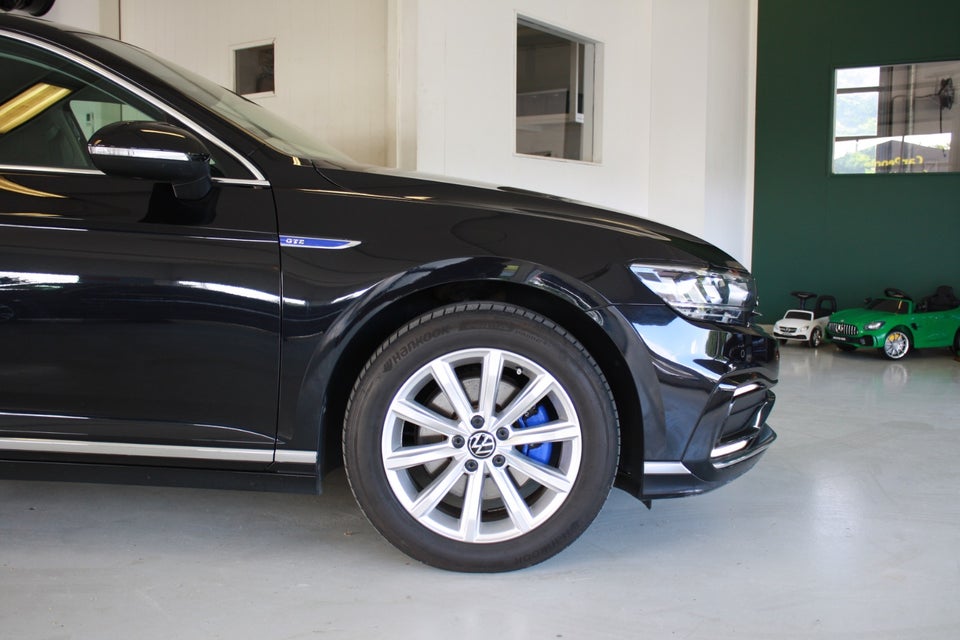 VW Passat 1,4 GTE High Variant DSG 5d
