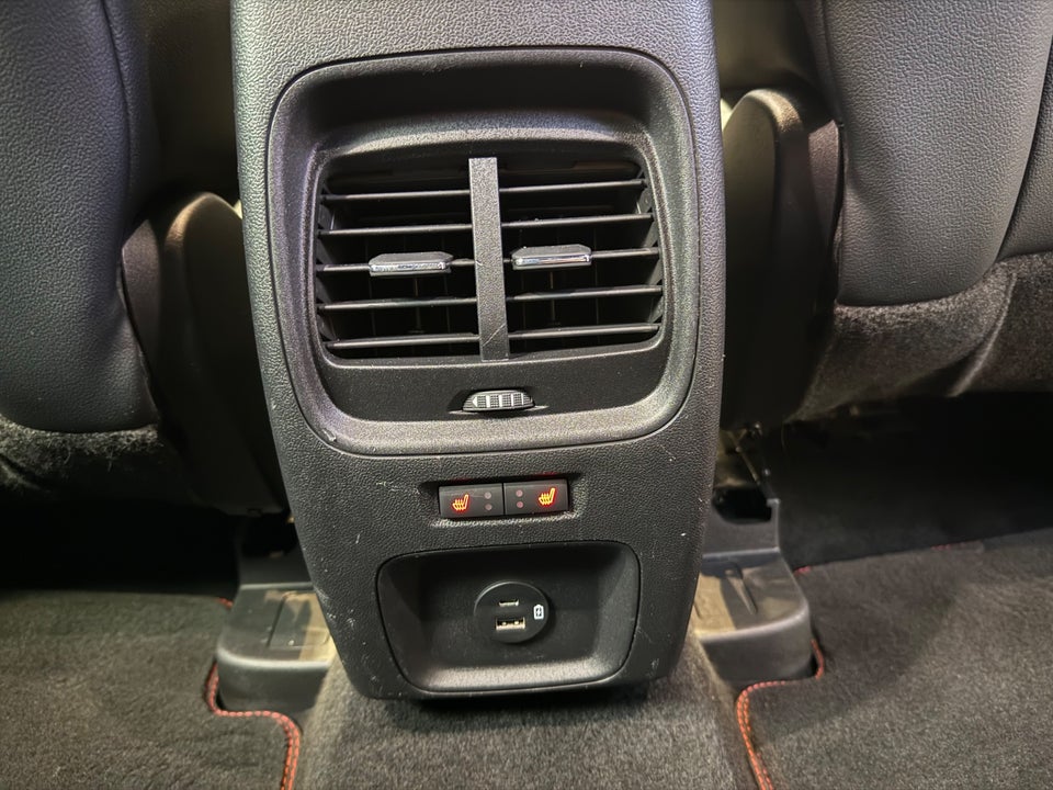 Ford Kuga 2,5 PHEV ST-Line X CVT 5d