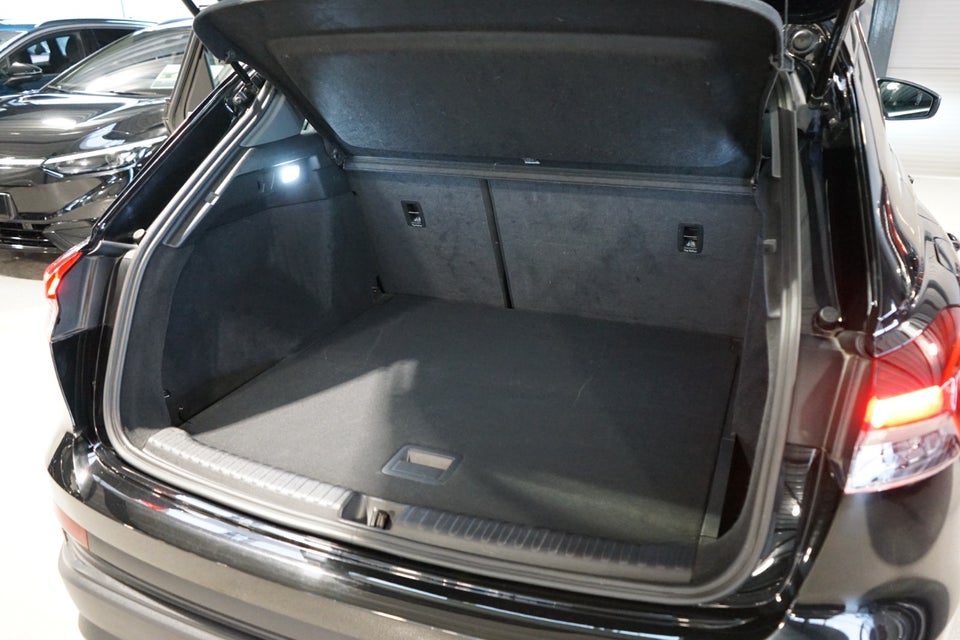 Audi Q4 e-tron 40  5d