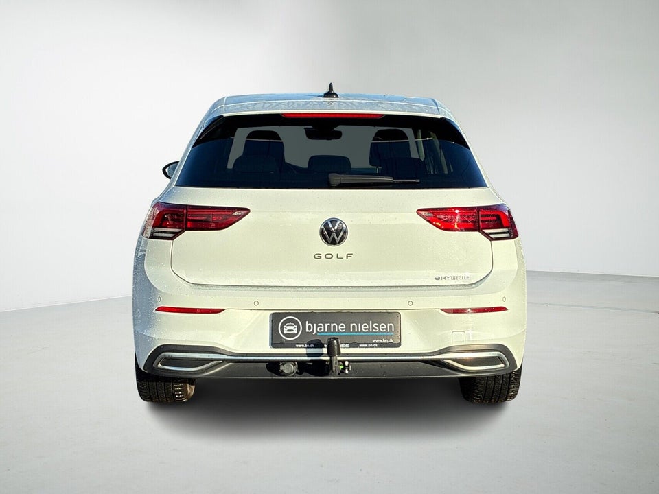 VW Golf VIII 1,4 eHybrid DSG 5d