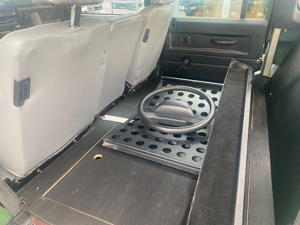 Land Rover Defender 130 2,5 TD5 Crew-Cab 5d