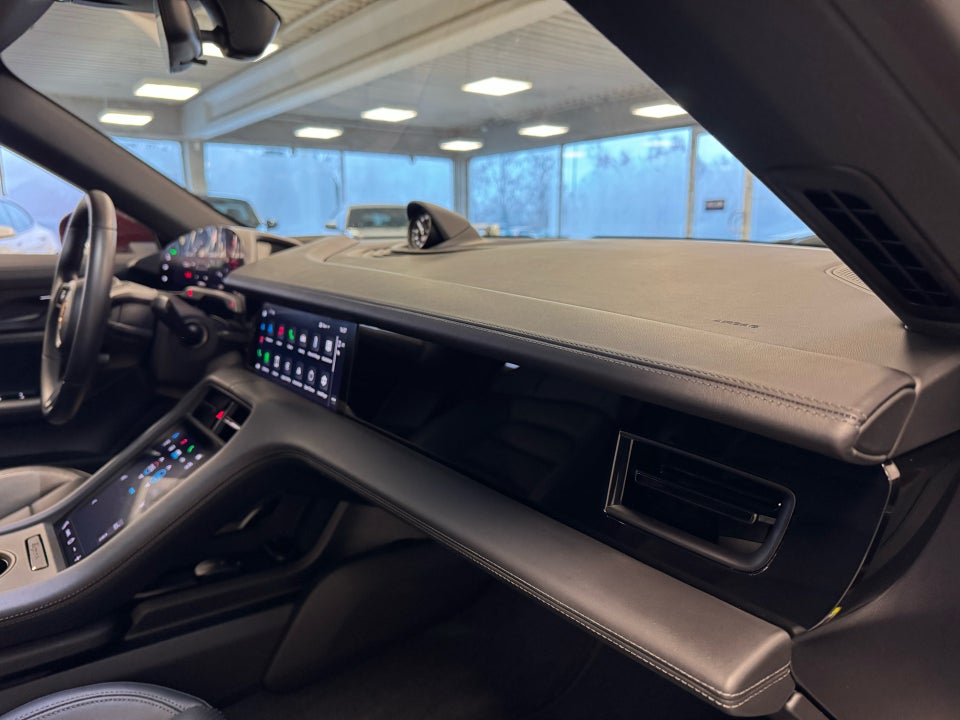 Porsche Taycan 4 Performance+ Cross Turismo 5d