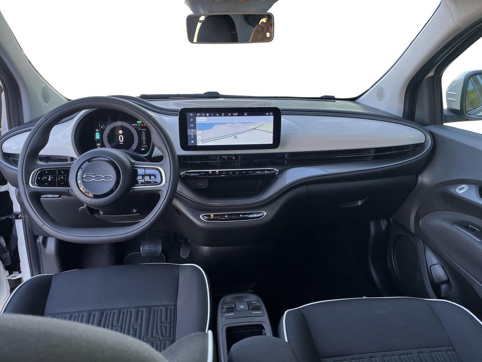 Fiat 500e 42 Icon Cabrio 2d