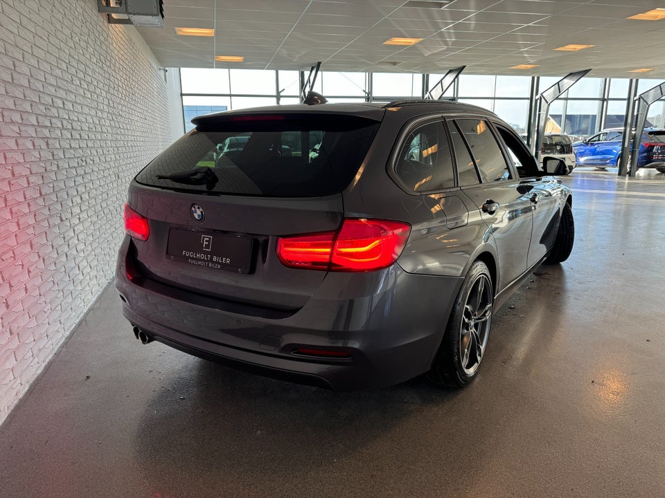 BMW 320d 2,0 Touring aut. 5d