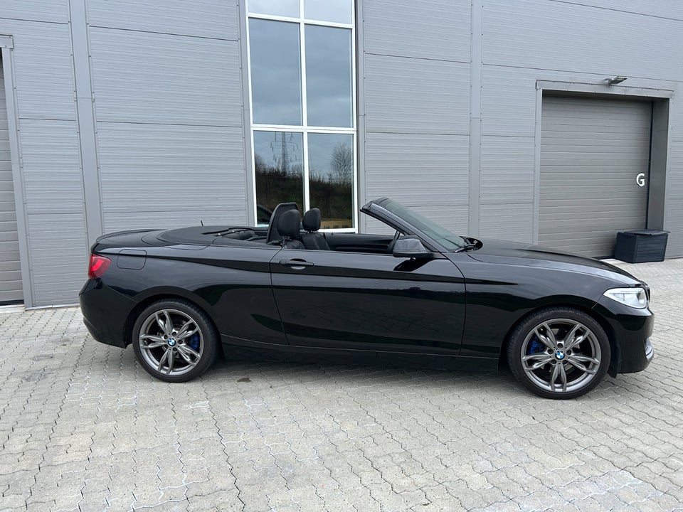 BMW 220i 2,0 Cabriolet aut. 2d
