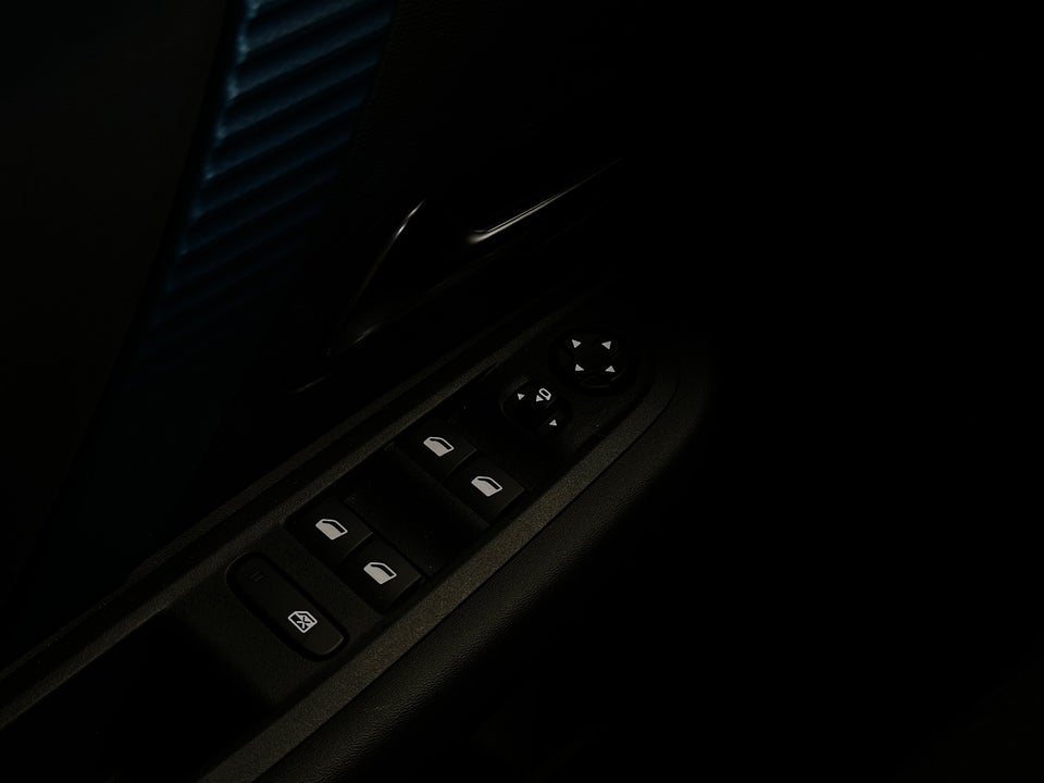 Citroën ë-C4 X 50 Palais Sky 4d