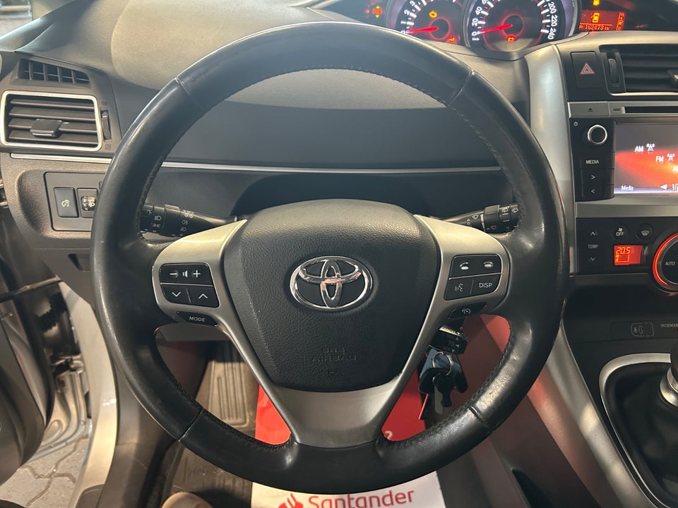 Toyota Verso 1,8 VVT-i T2 Touch 7prs 5d