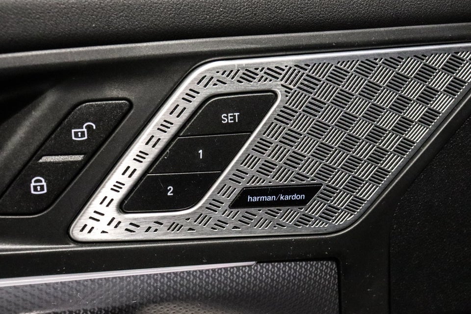 BMW iX1 xDrive30 Fully Charged M-Sport 5d