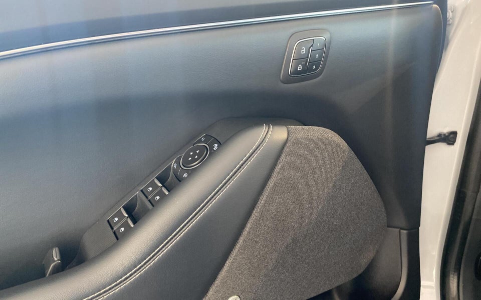 Ford Mustang Mach-E 88 Extended Range 5d