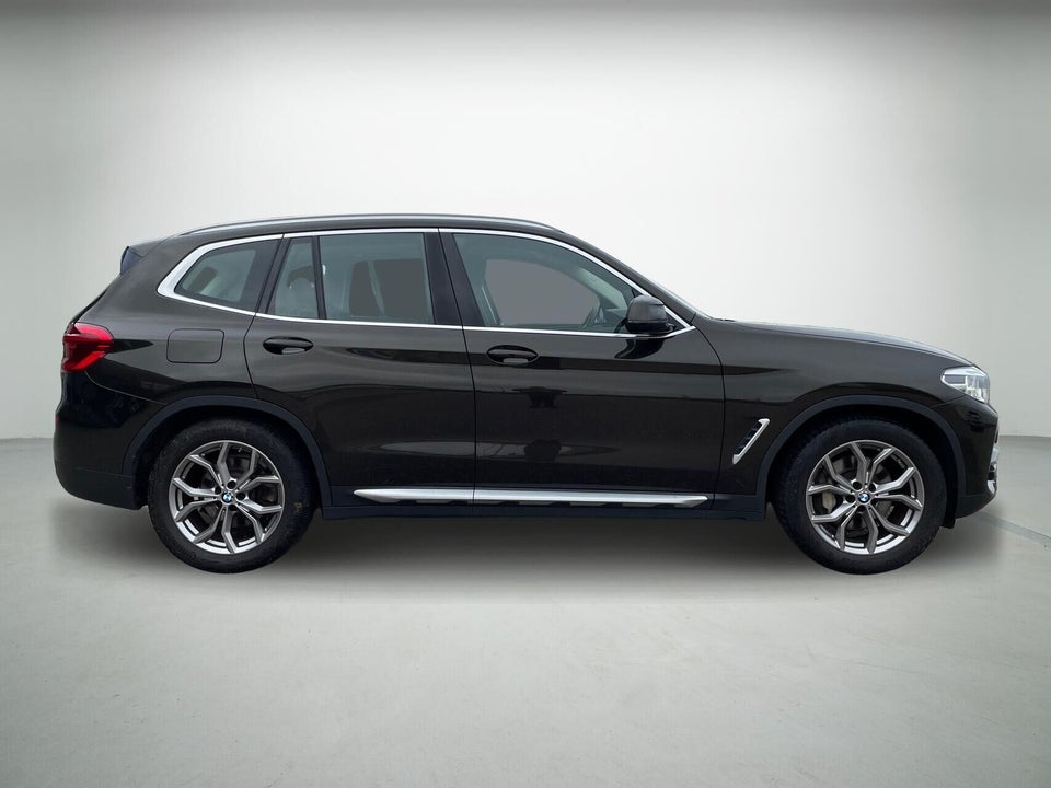 BMW X3 2,0 xDrive30i X-Line aut. 5d