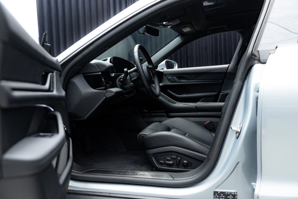 Porsche Taycan 4 Performance+ 75 Years Cross Turismo 5d