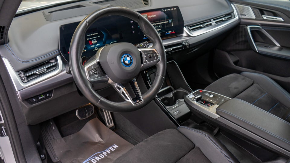 BMW iX1 xDrive30 M-Sport 5d