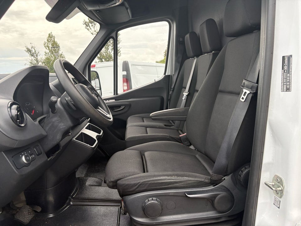 Mercedes Sprinter 317 2,0 CDi A2 Kassevogn aut. RWD