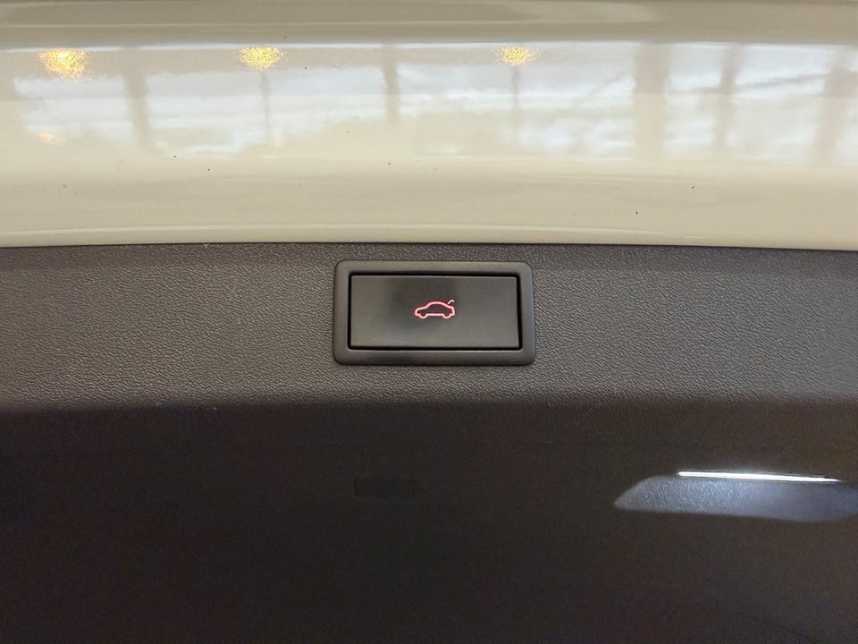 Skoda Enyaq 80 iV Plus Loft 5d