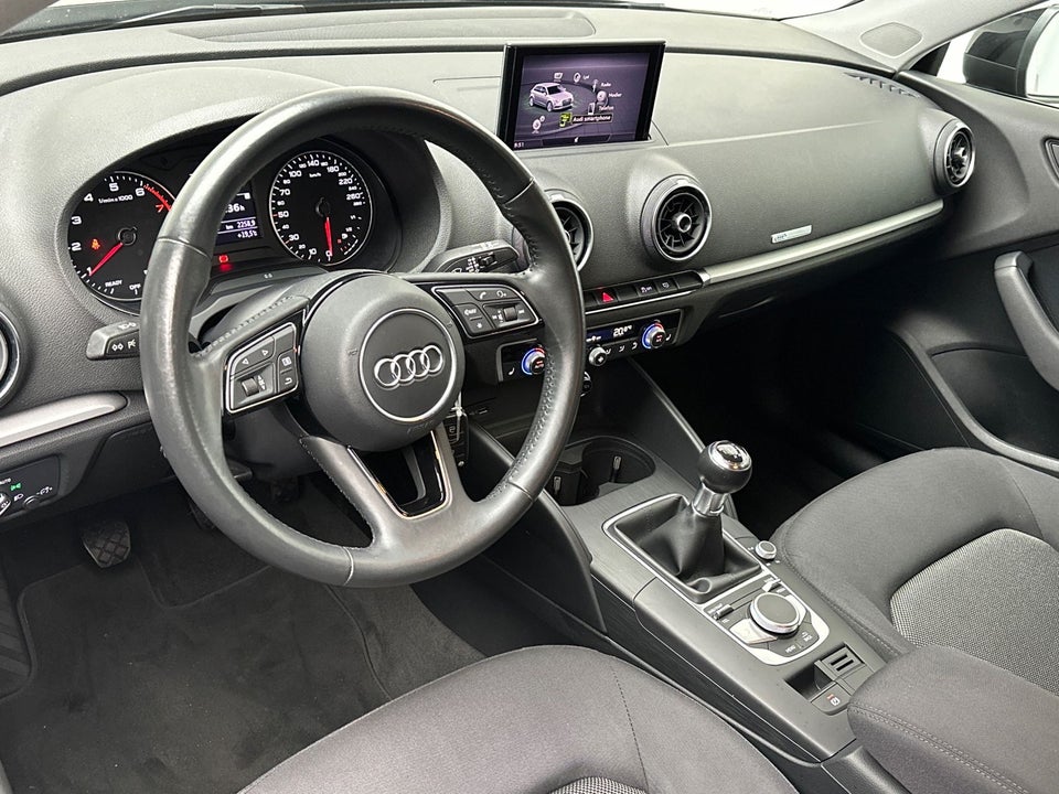 Audi A3 1,0 TFSi 116 Sportback 5d