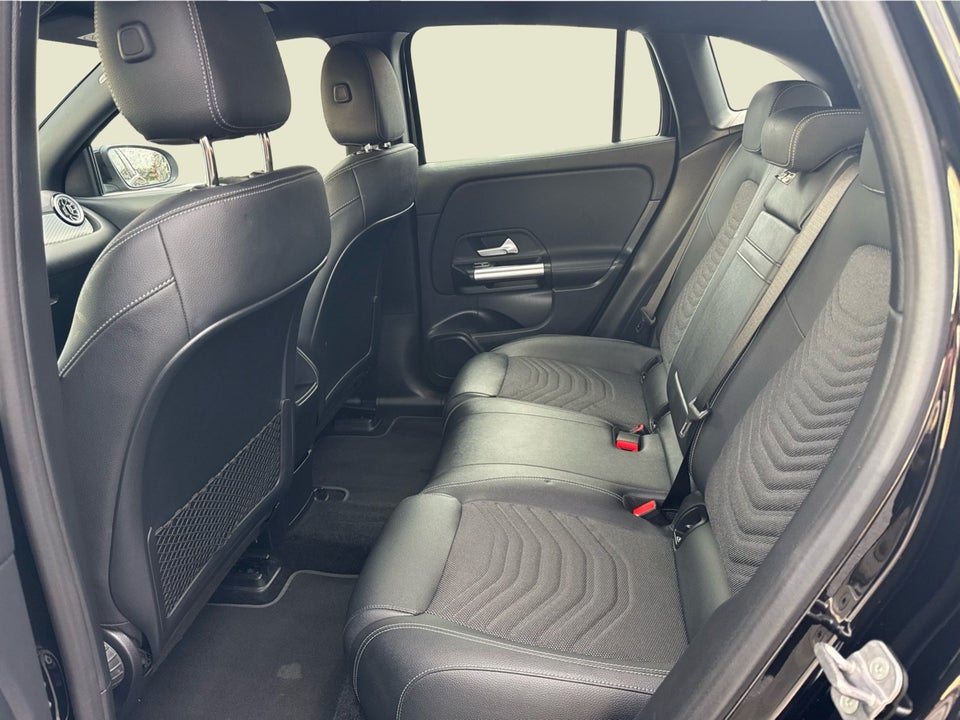 Mercedes EQA250+ Progressive 5d