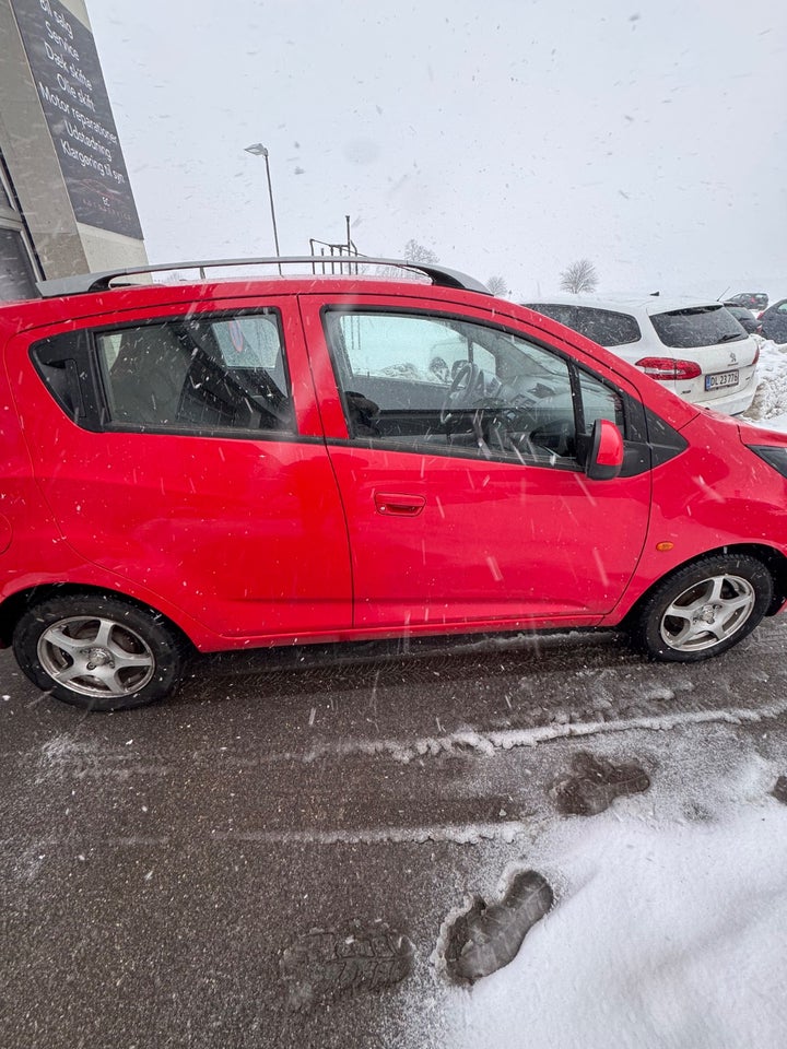Chevrolet Spark 1,0 LS 5d
