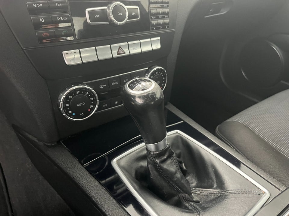 Mercedes C180 2,2 CDi BE 4d