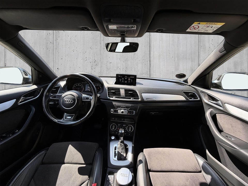 Audi Q3 2,0 TFSi 180 quattro S-tr. 5d