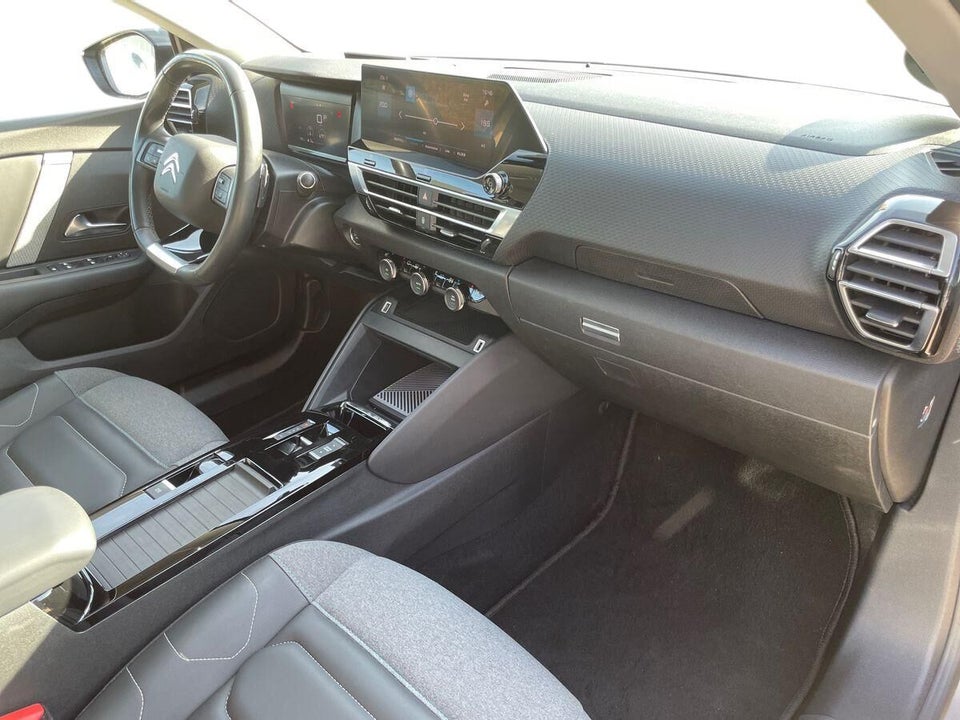 Citroën C4 1,2 PureTech 130 Shine EAT8 5d
