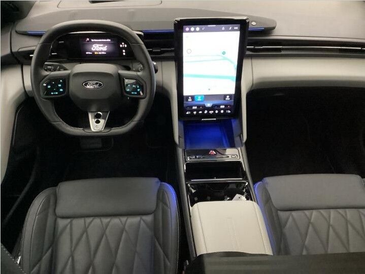 Ford Capri 79 Premium Extended Range AWD 5d