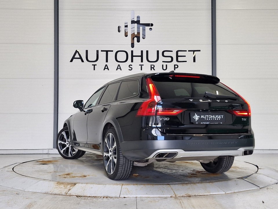 Volvo V90 CC 2,0 T6 320 Pro aut. AWD 5d