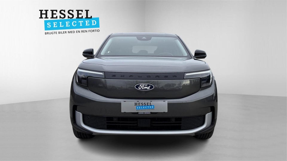 Ford Explorer 79 Select Extended Range AWD 5d