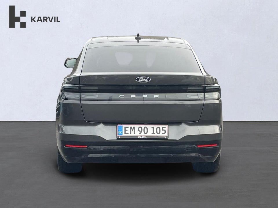 Ford Capri 82 Premium Extended Range 5d