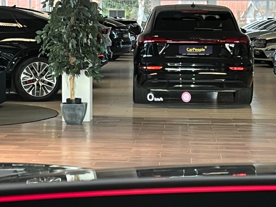 Audi SQ6 e-tron quattro Van 5d