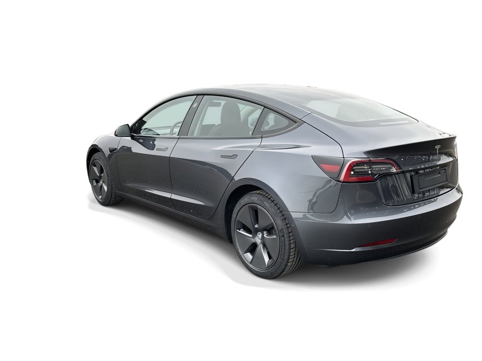Tesla Model 3 RWD 4d
