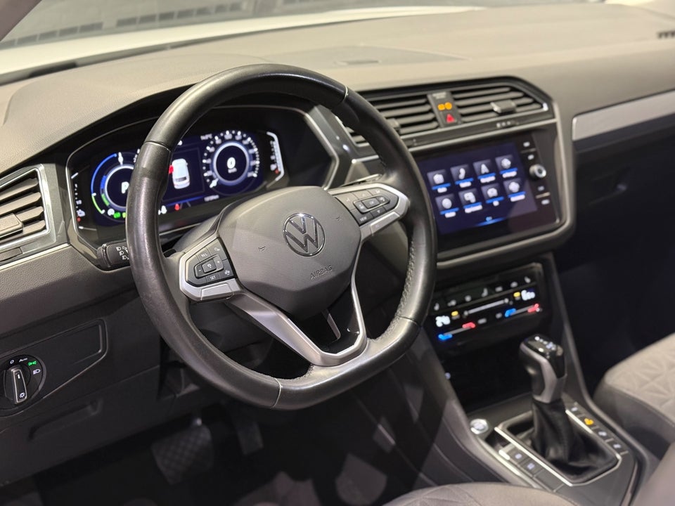 VW Tiguan 1,4 eHybrid Life DSG Van 5d