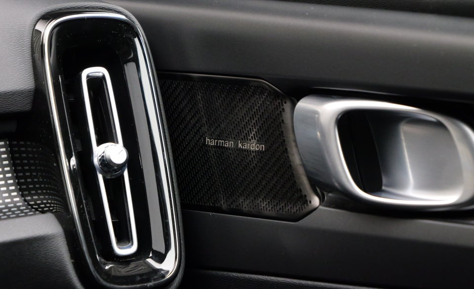 Volvo XC40 P6 ReCharge Pro 5d