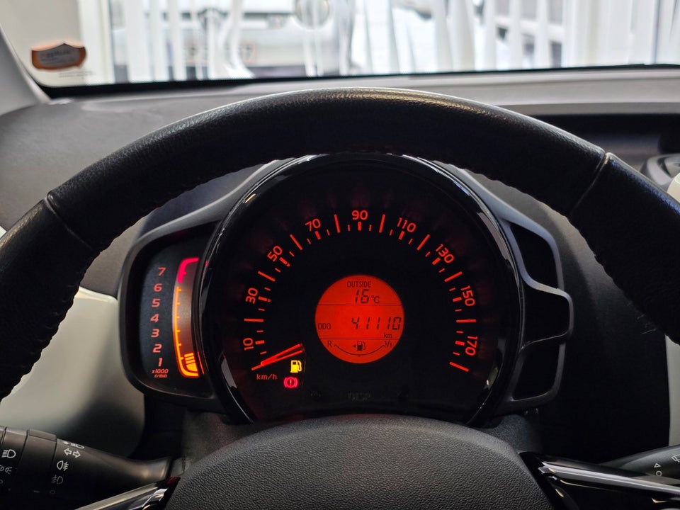 Toyota Aygo 1,0 VVT-i x-pression 5d