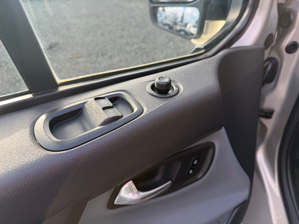 Ford Transit Custom 290S 2,2 TDCi 125 Trend Van 5d