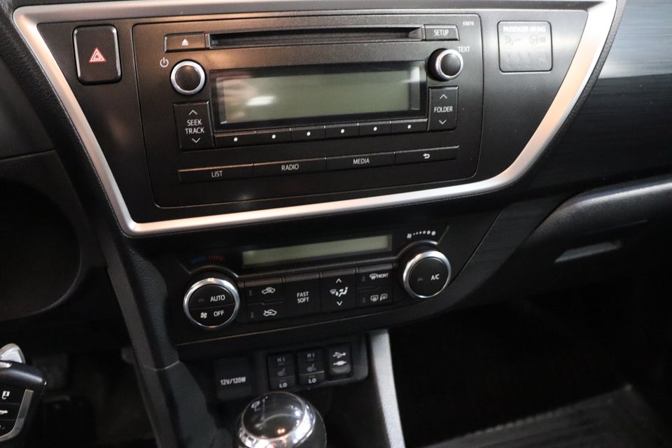 Toyota Auris 1,6 T2+ Comfort Touring Sports 5d