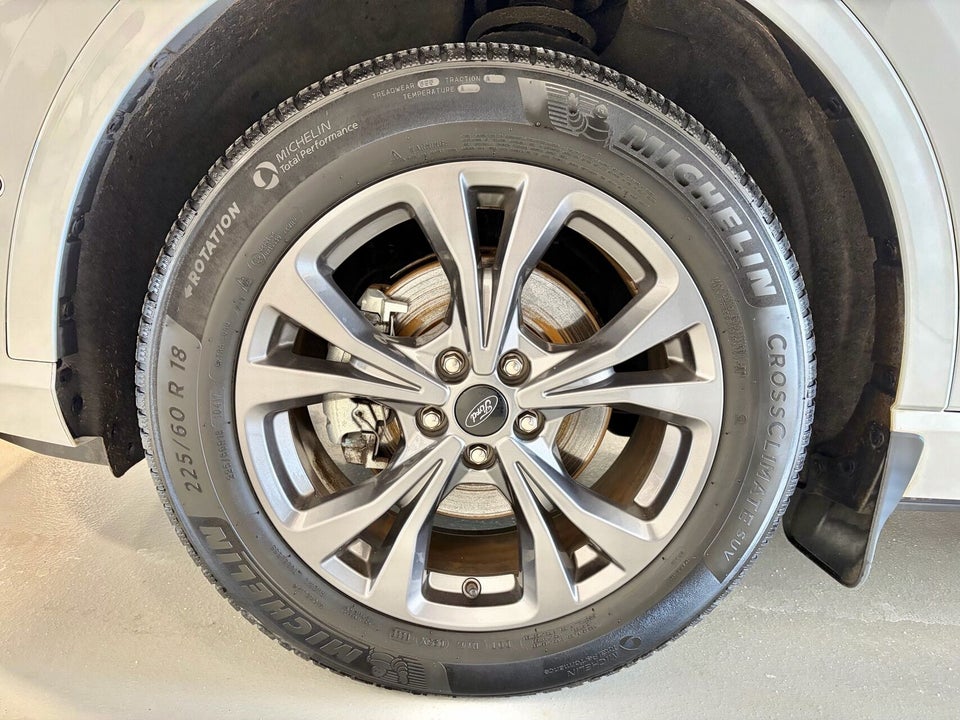 Ford Kuga 2,5 PHEV ST-Line X CVT 5d