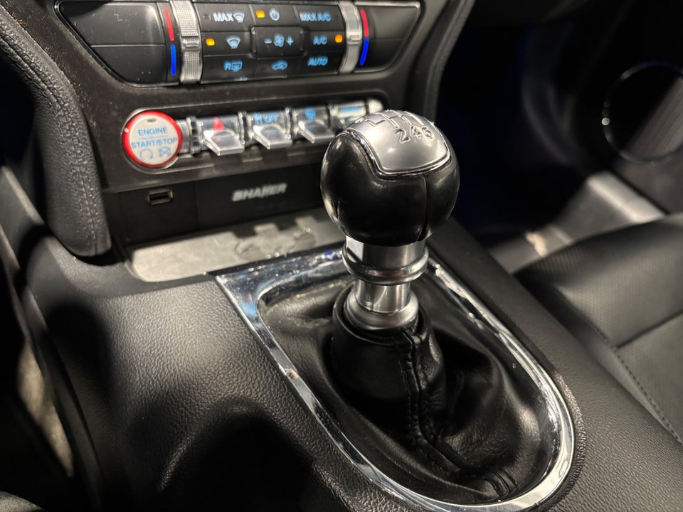 Ford Mustang 2,3 EcoBoost Fastback 2d