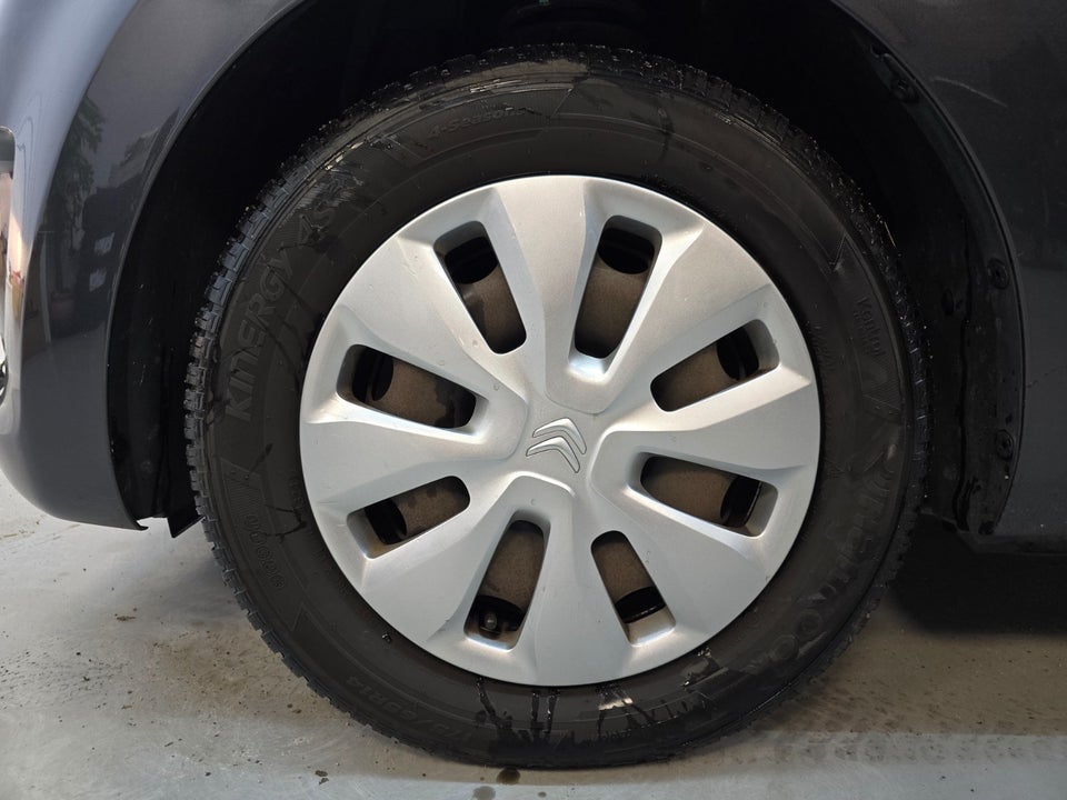 Citroën C1 1,2 PureTech Iconic 5d