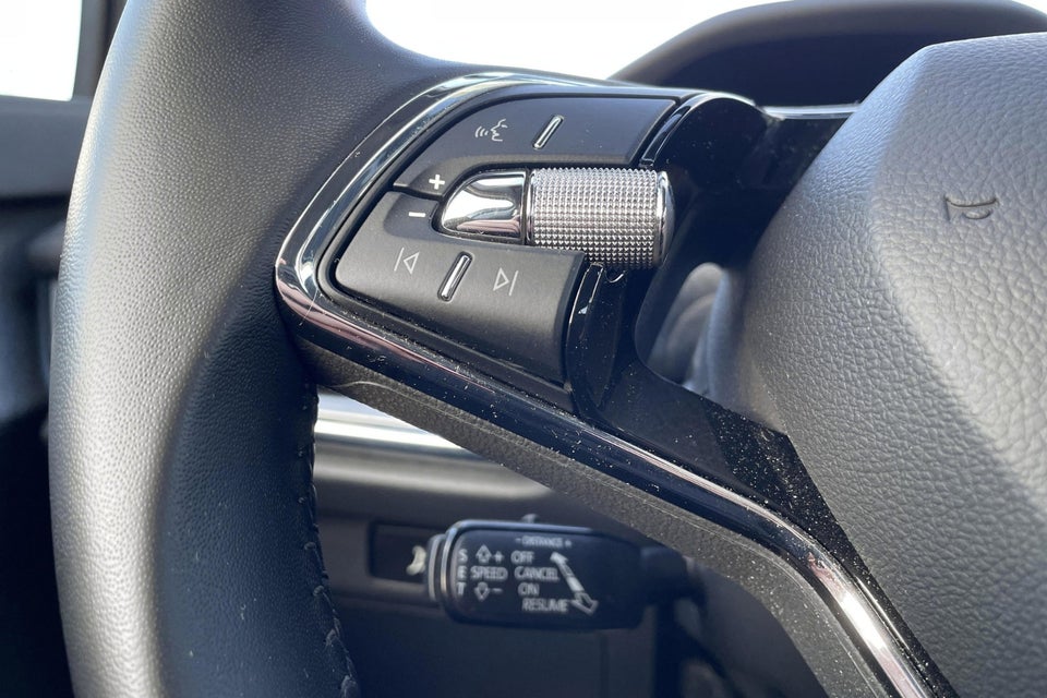 Skoda Enyaq 60 iV Plus 5d