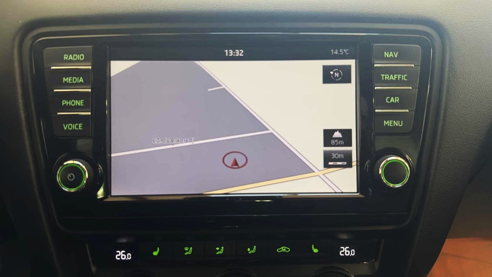 Skoda Octavia 1,6 TDi 105 Elegance Combi DSG 5d