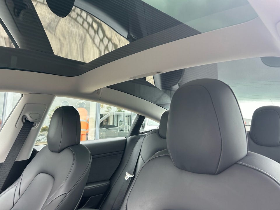 Tesla Model 3 Performance AWD 4d